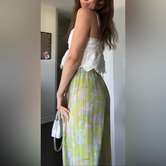 Floral Patterned cropped green pants - Picture 7 of 7